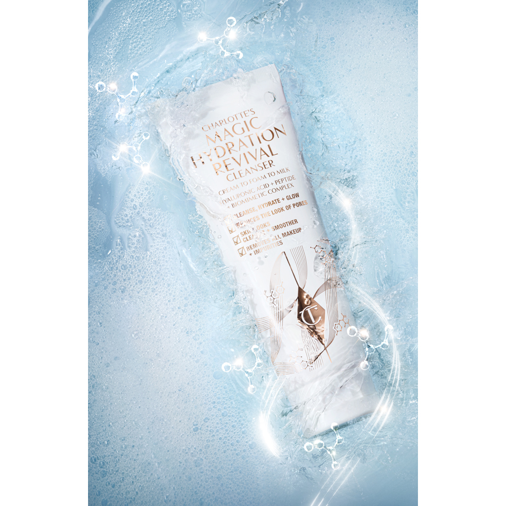 Charlotte Tilbury Charlotte's Magic Hydration Revival Cleanser 125ml